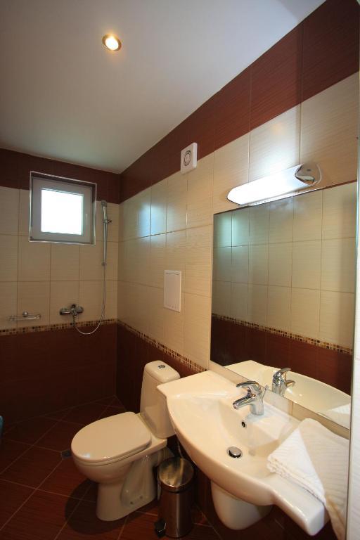 Siena House Hotel โซโซโปล ภายนอก รูปภาพ